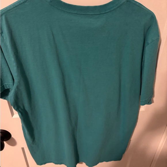 American Eagle T-Shirt - Picture 3 of 3